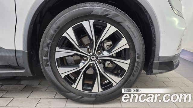 Renault Korea QM6 2.0 LPe LE Signature 2WD 2023 — фото 27