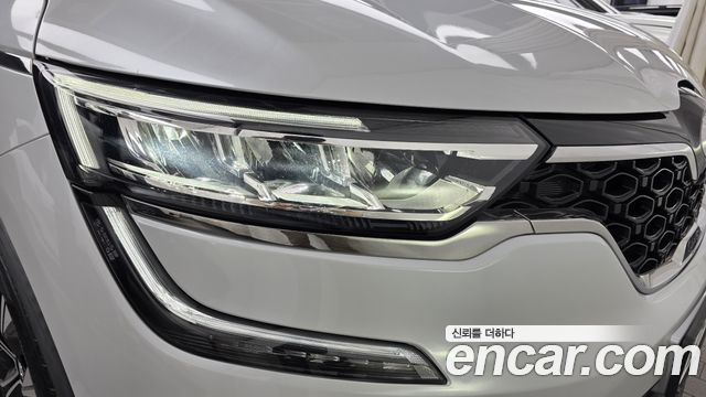 Renault Korea QM6 2.0 LPe LE Signature 2WD 2023 — фото 28