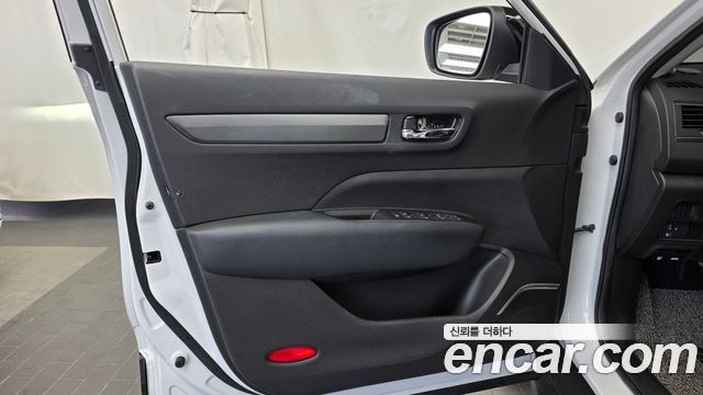 Renault Korea QM6 2.0 LPe LE Signature 2WD 2023 — фото 30