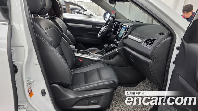 Renault Korea QM6 2.0 LPe LE Signature 2WD 2023 — фото 32