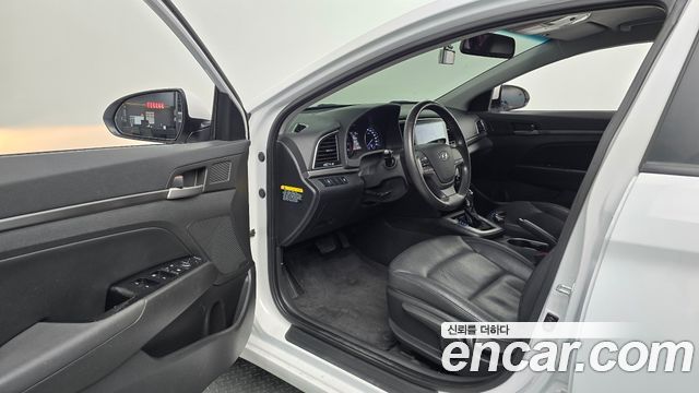 Hyundai Avante (AD) 1.6 GDI Smart 2017 — фото 10