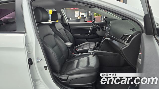 Hyundai Avante (AD) 1.6 GDI Smart 2017 — фото 29