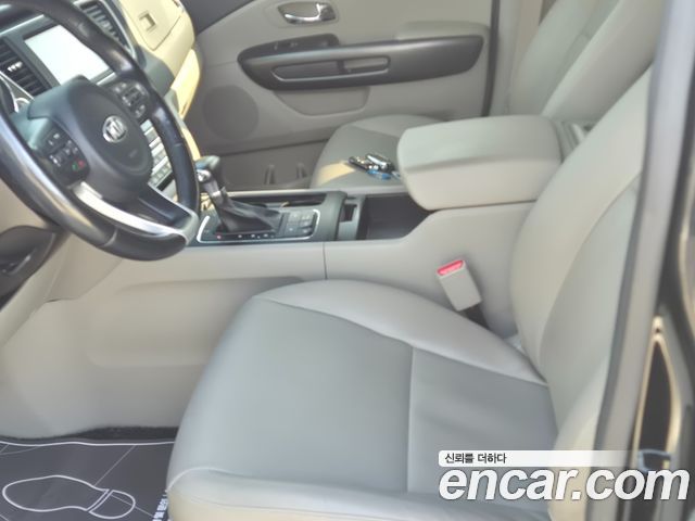 Kia Carnival 9-seater Luxury 2018 — фото 18