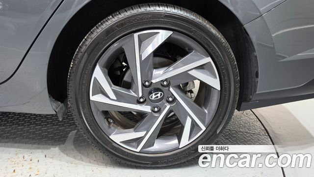 Hyundai Avante (CN7) 1.6 Inspiration 2025 — фото 5