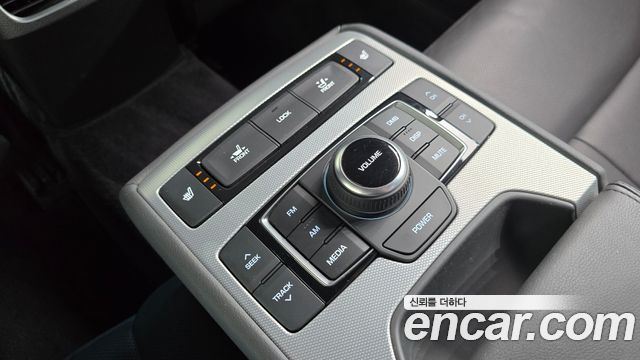 Genesis G80 3.3 GDI Luxury 2017 — фото 29