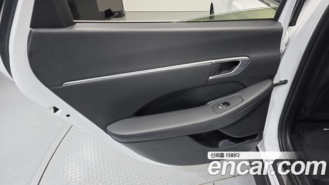 Hyundai Sonata (DN8) 2.0 Premium 2021 — фото 25