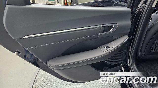 Hyundai Sonata (DN8) 2.0 Premium Plus 2023 — фото 25