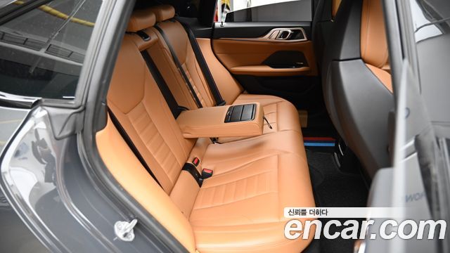 BMW i4 M50 Pro 2024 — фото 16