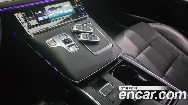 Hyundai Grandeur (IG) 2.5 Le Blanc 2023 — фото 9