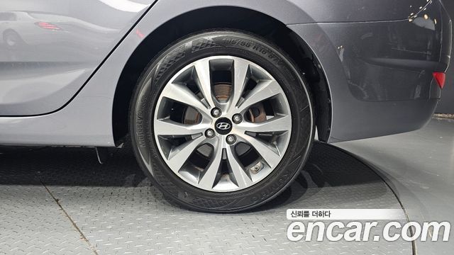 Hyundai Accent (New) 1.4 VVT Premium 2016 — фото 5