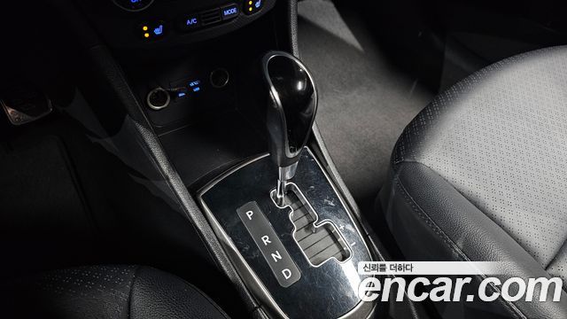Hyundai Accent (New) 1.4 VVT Premium 2016 — фото 9