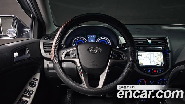 Hyundai Accent (New) 1.4 VVT Premium 2016 — фото 12