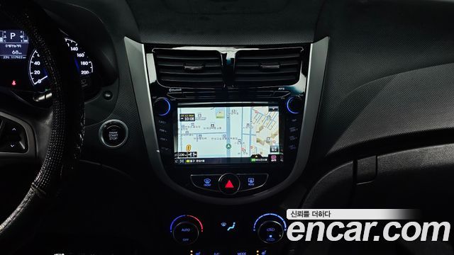 Hyundai Accent (New) 1.4 VVT Premium 2016 — фото 13