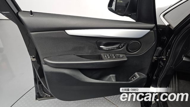 BMW 2 Series Active Tourer (F45) Joy 2019 — фото 24