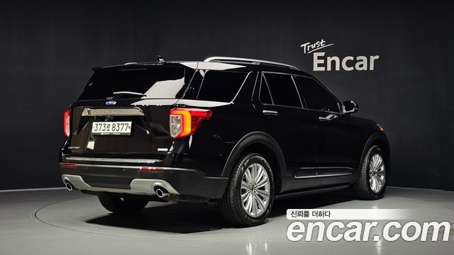 Ford Explorer (VI) 2.3 LimIted 4WD 2020 — фото 2