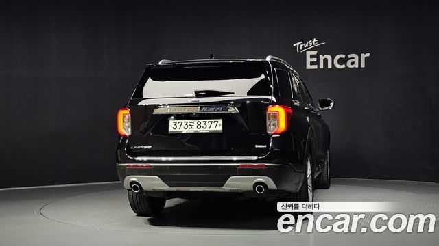 Ford Explorer (VI) 2.3 LimIted 4WD 2020 — фото 4