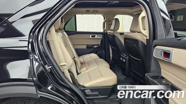 Ford Explorer (VI) 2.3 LimIted 4WD 2020 — фото 12