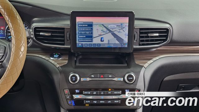 Ford Explorer (VI) 2.3 LimIted 4WD 2020 — фото 20
