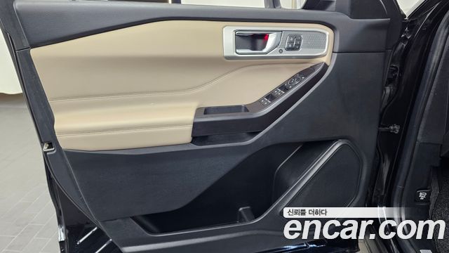 Ford Explorer (VI) 2.3 LimIted 4WD 2020 — фото 24