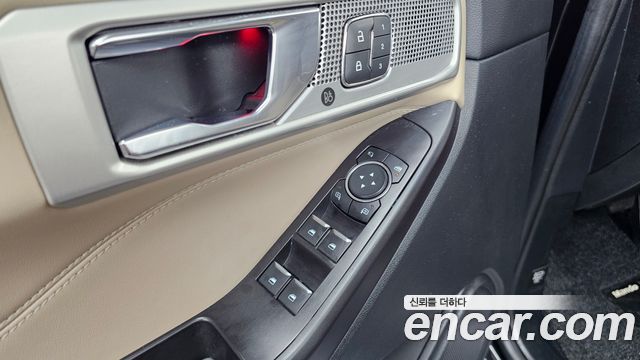 Ford Explorer (VI) 2.3 LimIted 4WD 2020 — фото 30