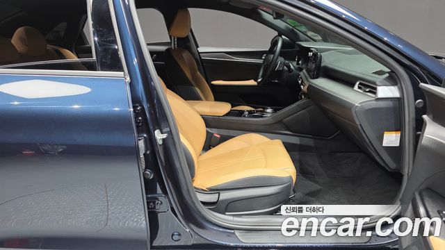 Kia K5 Hybrid (III) Prestige 2023 — фото 11