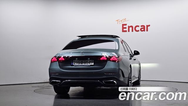 Mercedes-Benz E-Class (W214) E300 4MATIC AMG Line 2024 — фото 4