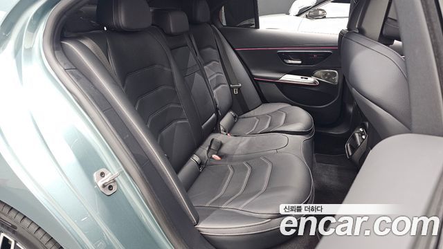 Mercedes-Benz E-Class (W214) E300 4MATIC AMG Line 2024 — фото 11