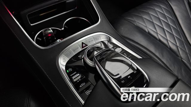 Mercedes-Benz S-Class (W222) Maybach S560 4MATIC 2019 — фото 16