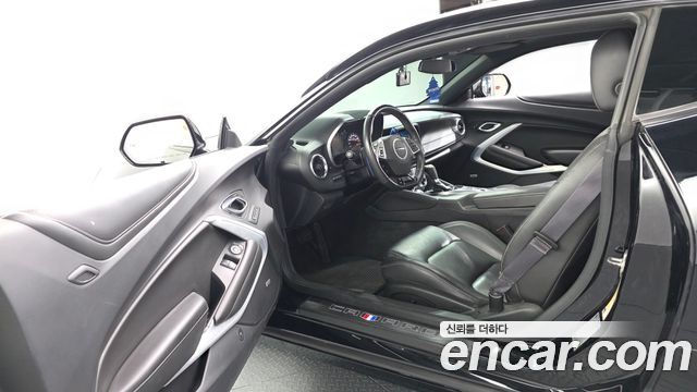 Chevrolet Camaro SS 6.2 V8 2017 — фото 10