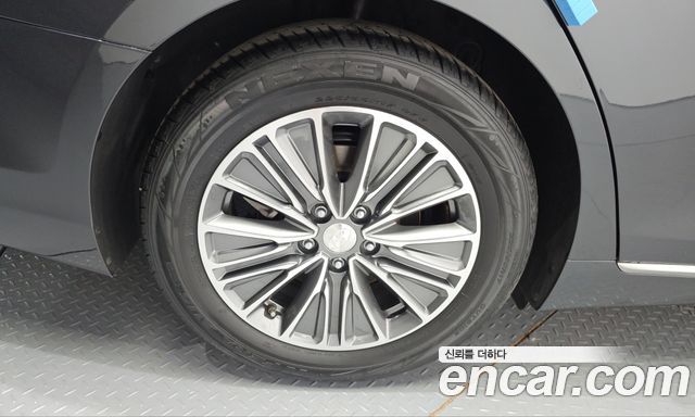 Hyundai Grandeur Hybrid (IG) Exclusive Special 2019 — фото 5