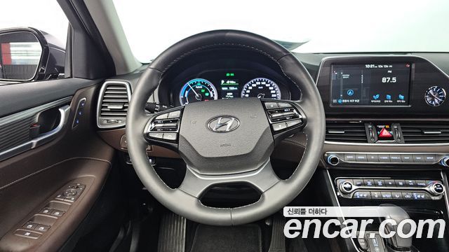 Hyundai Grandeur Hybrid (IG) Exclusive Special 2019 — фото 12