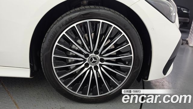 Mercedes-Benz CLE-Class (C236) CLE200 Coupe 2025 — фото 5