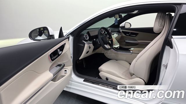 Mercedes-Benz CLE-Class (C236) CLE200 Coupe 2025 — фото 10