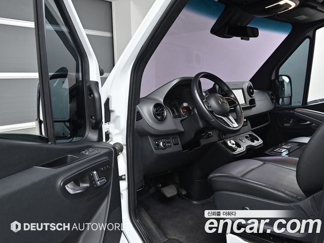 Mercedes-Benz Sprinter 3.0 Diesel W907 2019 — фото 15