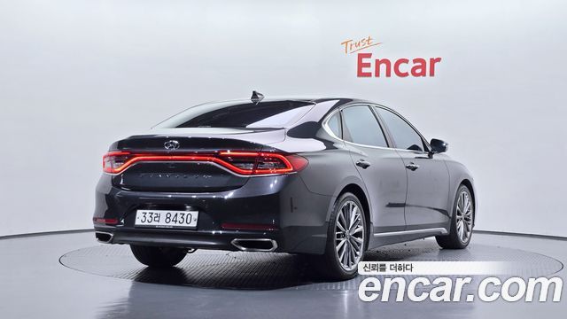 Hyundai Grandeur (IG) 3.0 Exclusive Special 2018 — фото 2