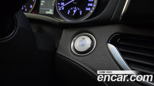 Hyundai Grandeur (IG) 3.0 Exclusive Special 2018 — фото 20