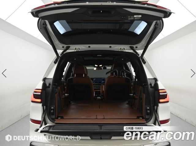BMW X7 (G07) xDrive 40i M Sport 6STR 2024 — фото 23