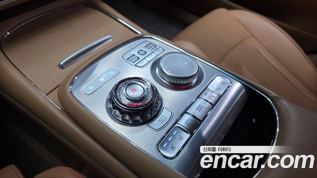 Genesis G90 (RS4) Gasoline 3.5 Turbo AWD 2022 — фото 9
