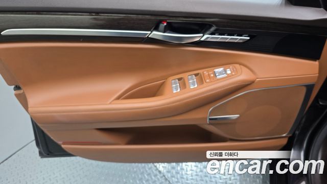 Genesis G90 3.8 AWD Premium Luxury 2019 — фото 24