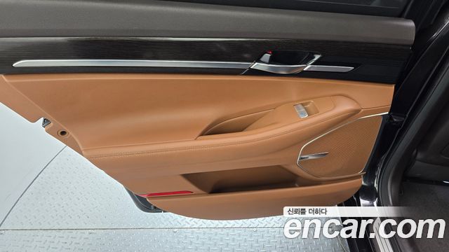 Genesis G90 3.8 AWD Premium Luxury 2019 — фото 25