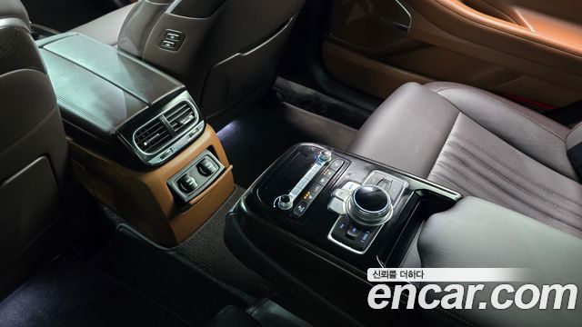 Genesis G90 3.8 AWD Premium Luxury 2019 — фото 30