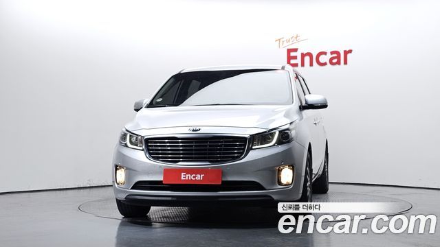 Kia Carnival 11-seater Prestige 2015 — фото 3