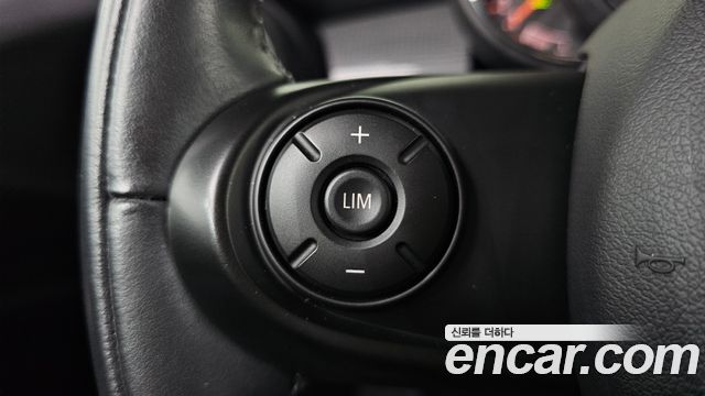 MINI Cooper 5Door Standard 3rd 2019 — фото 30