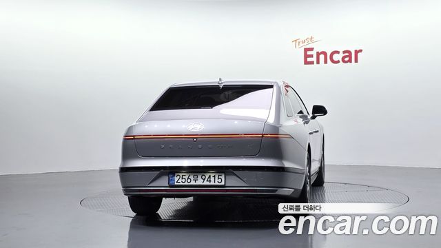Hyundai Grandeur (GN7) 2,5 Gasoline 2WD Premium 2024 — фото 4