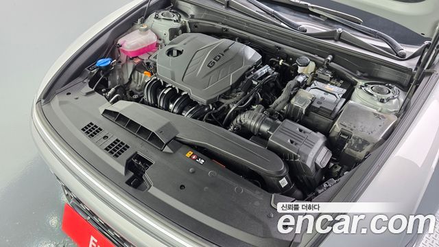 Hyundai Grandeur (GN7) 2,5 Gasoline 2WD Premium 2024 — фото 6