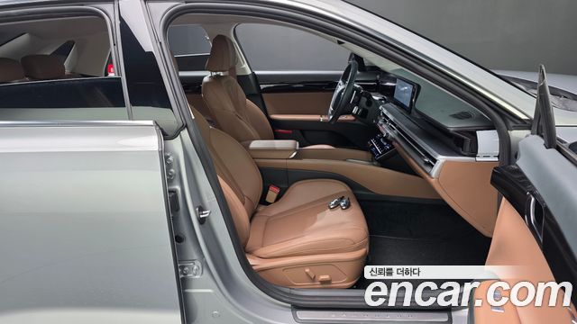 Hyundai Grandeur (GN7) 2,5 Gasoline 2WD Premium 2024 — фото 26