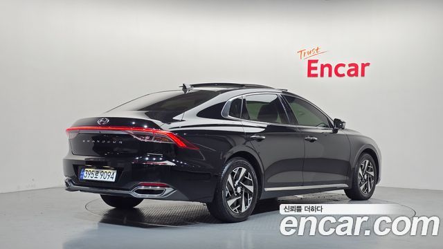 Hyundai Grandeur Hybrid (IG) Le Blanc 2023 — фото 2