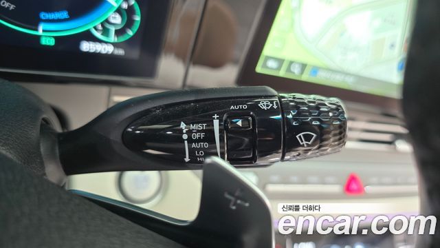 Hyundai Grandeur Hybrid (IG) Le Blanc 2023 — фото 19