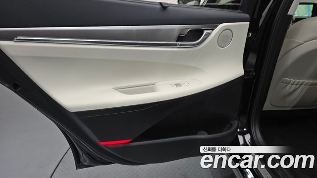 Hyundai Grandeur Hybrid (IG) Le Blanc 2023 — фото 25