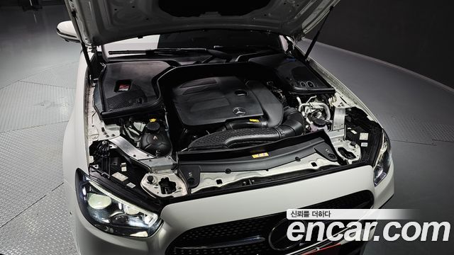 Mercedes-Benz E-Class (W213) E350 4MATIC AMG Line 2022 — фото 6
